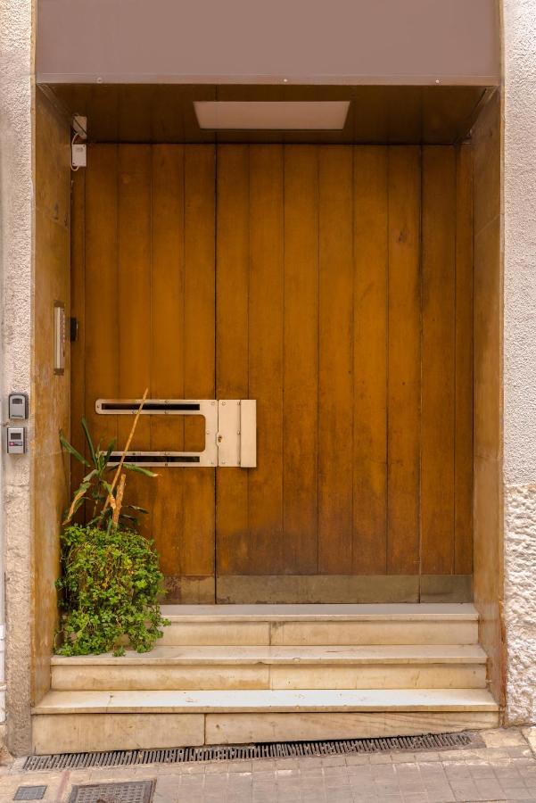 Appartamento The Heart Of Plaka Atene Esterno foto